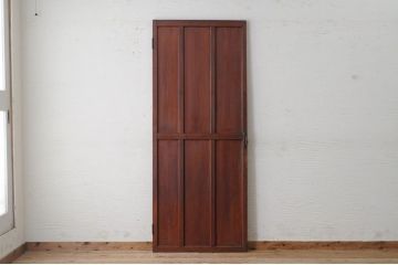 古い木のシンプルな無垢材ドア3