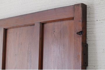 古い木のシンプルな無垢材ドア3
