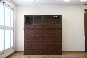 アンティーク家具　重厚!古い薬屋の大きな薬箪笥