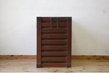 アンティーク家具　明治期!!ケヤキ製の小振りな越後帳場小箪(銭戸棚)