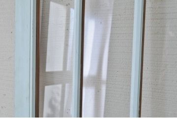 素敵な雰囲気!ガラスのドアノブのレトロなガラスドア