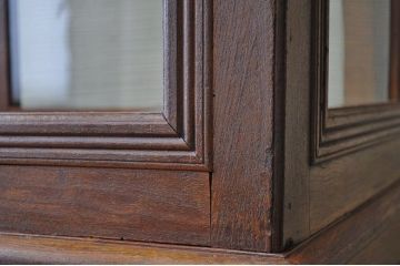 アンティーク家具　特大!古い洋品店の2段重ねガラスケース(飾り棚)