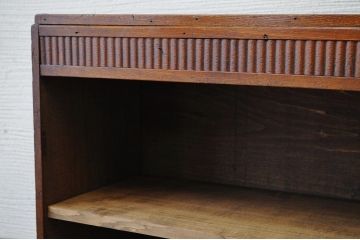 アンティーク家具　古い引き出し付き本棚