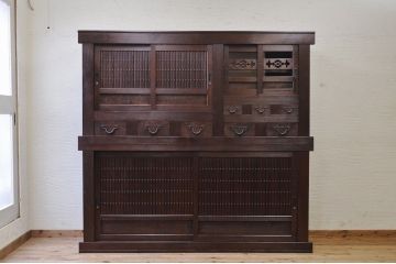 アンティーク家具　重厚!古い木の6尺水屋箪笥