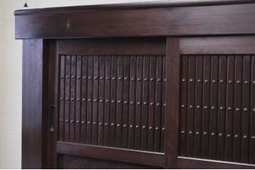 アンティーク家具　重厚!古い木の6尺水屋箪笥