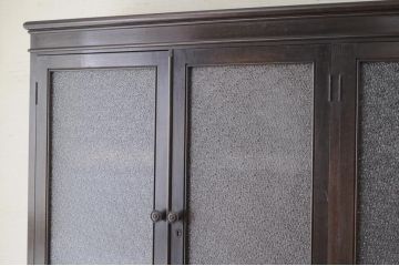 アンティーク家具　総楢材!古いお屋敷の上質な作業台付食器棚
