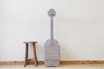 アンティーク雑貨　古い総桐の三味線立て