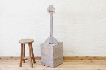 アンティーク雑貨　古い総桐の三味線立て