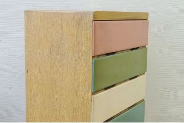 レトロ家具　レトロなカラー引き出しチェスト1