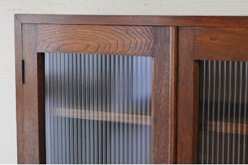 極上美品!厚みのある三方栓材の上質なモールガラス本箱