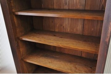 極上美品!厚みのある三方栓材の上質なモールガラス本箱