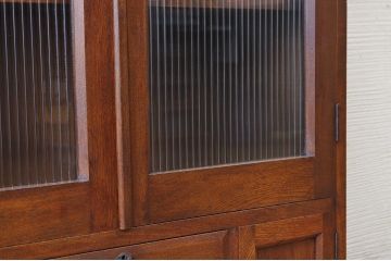 極上美品!厚みのある三方栓材の上質なモールガラス本箱