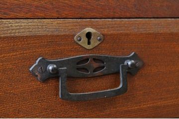 極上美品!厚みのある三方栓材の上質なモールガラス本箱