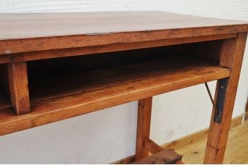アンティーク家具　古いナラ材の横長作業台(机)1