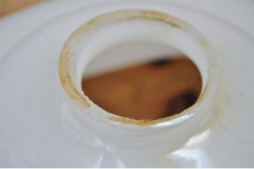 カットの模様が可愛い吊り下げ照明(電笠)