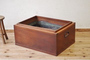 アンティーク雑貨　美品!古い欅材の大きな長火鉢