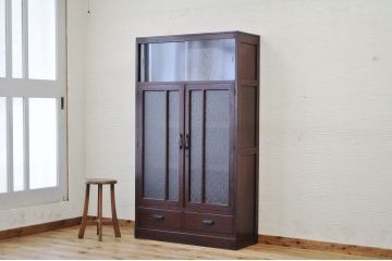 アンティーク家具　訳あり品　大振りなダイヤガラス本箱