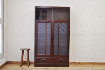 アンティーク家具　訳あり品　大振りなダイヤガラス本箱