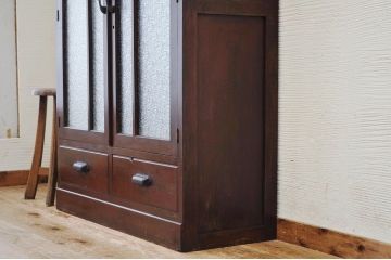 アンティーク家具　訳あり品　大振りなダイヤガラス本箱