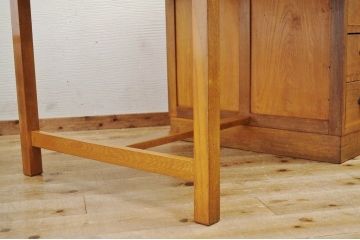 極上美品!古いナラ材の大振りな片袖机