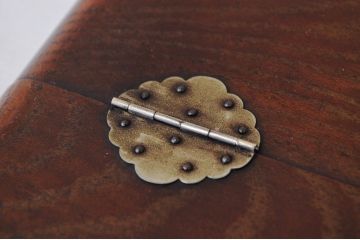 アンティーク雑貨　美品!桑材の張り　古い裁縫箱(針箱)