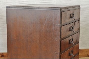 アンティーク家具　古い木のネームプレート付き小引き出し