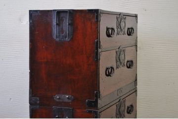 ☆極上美品!漆の綺麗な重ね仙台箪笥