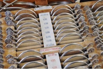 アンティーク雑貨　古い検眼セット