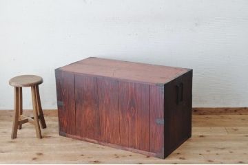 アンティーク家具　素敵な雰囲気!味のある時代箪笥ローボード