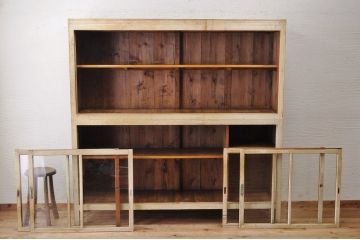 アンティーク家具　古いペイントの大きな重ね収納棚