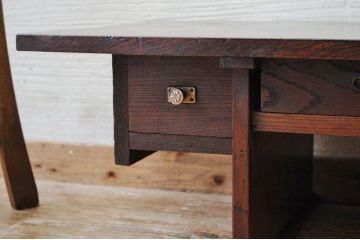 アンティーク家具　高級品!古い欅材の引き出し付一枚板裁ち板(机)