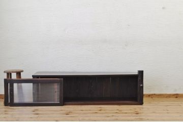 アンティーク家具　天板一枚板!古い木のモールガラスローボード(置き床)