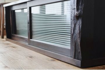 アンティーク家具　天板一枚板!古い木のモールガラスローボード(置き床)