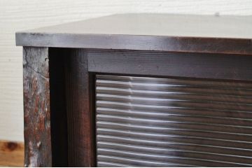 アンティーク家具　天板一枚板!古い木のモールガラスローボード(置き床)