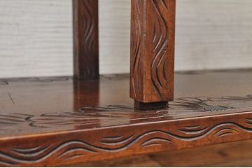 アンティーク家具　古い日光彫飾り棚