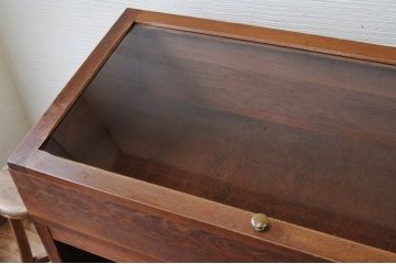 アンティーク家具　極上!古いナラ材の上開きガラスケース