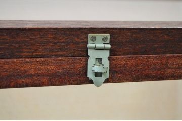 アンティーク家具　古い資料館の展示用ガラスケース(ショーケース)小2