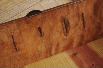アンティーク家具　前面欅!古い欅材の小振りな帳場小箪笥
