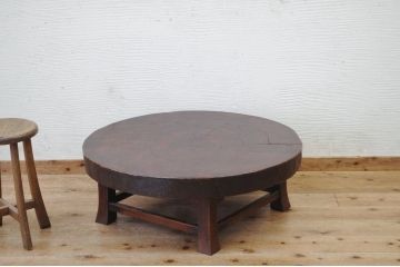 アンティーク家具　☆古い欅材の漆塗り切り株座卓