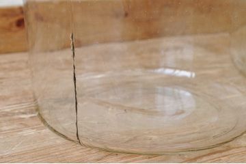 アンティーク雑貨　古いフタ付きのガラス瓶3個セット