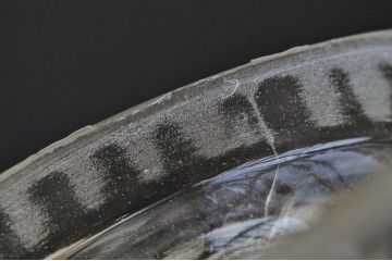 アンティーク雑貨　古いフタ付きのガラス瓶3個セット