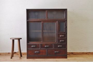 極上美品!古い欅材と栗材の上質なモールガラス収納棚