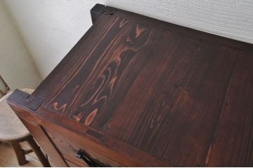 アンティーク家具　極上!古い欅材の重厚で美しい収納箪笥サイドボード