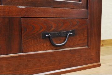 アンティーク家具　極上!古い欅材の重厚で美しい収納箪笥サイドボード