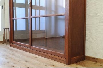 アンティーク家具　古い木のシンプルな収納棚(飾り棚、ガラスケース)2　4台有