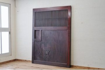 素敵な雰囲気!味わい深い総欅格子蔵戸(玄関戸)