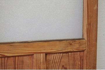 古い木の使い込まれたガラスドアノブダイヤガラス扉3