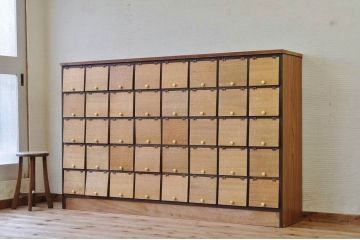 アンティーク家具　特大!1970年代古い木の特大パタパタ下駄箱