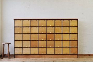 アンティーク家具　特大!1970年代古い木の特大パタパタ下駄箱