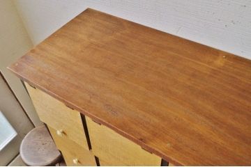 アンティーク家具　特大!1970年代古い木の特大パタパタ下駄箱